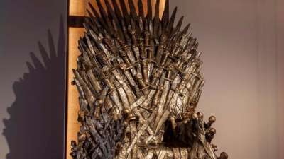 iron throne lokrum